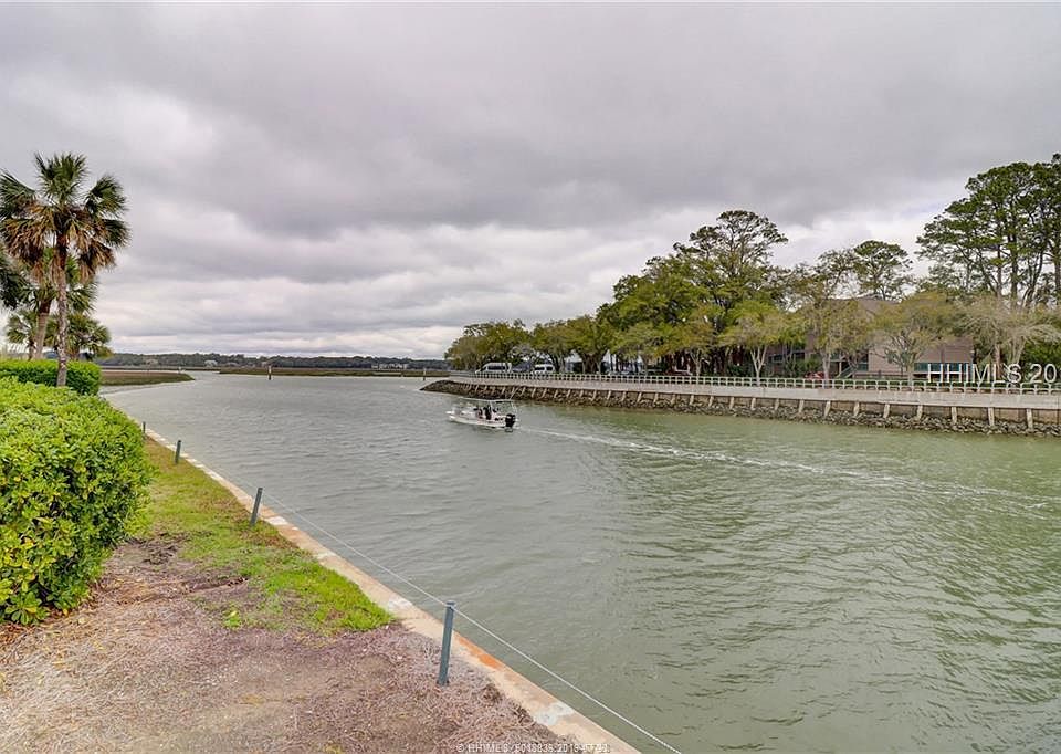 1st image of 7 Shelter Cove Ln