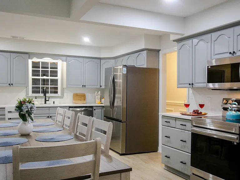210 Newton Ave — Photo 34