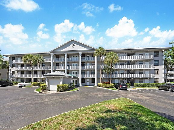 2nd image of 1528 Whitehall Drive #303