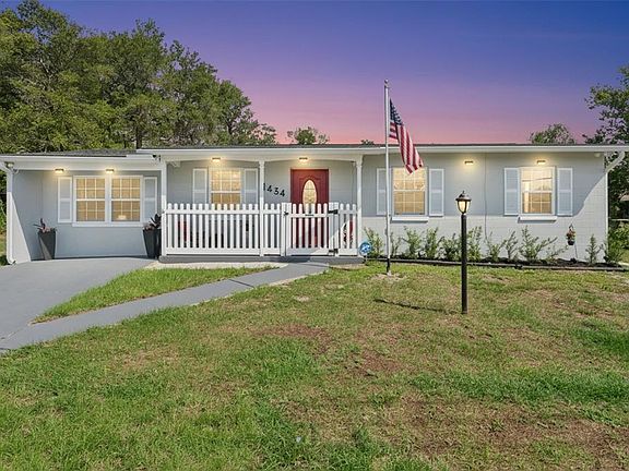 3rd image of 1434 Deltona Blvd