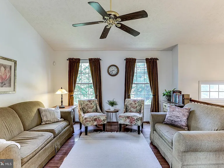 310 Kendigs Mill Rd — Photo 4