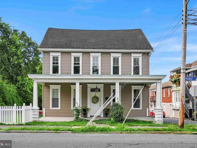 2717 Market St, Camp Hill, PA, 17011