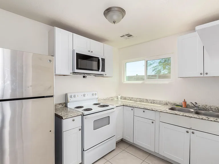 Kitchen with all of the Necessities