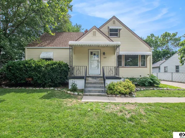 725 N 75th St, Omaha, NE 68114