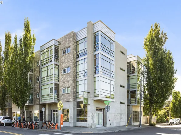 910 SE 42nd Ave Suite 420, Portland, OR 97215