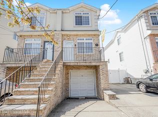 325 Colony Ave, Staten Island, NY 10306