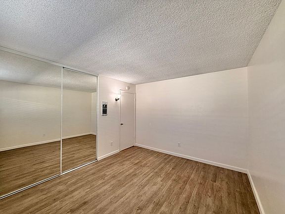5th image of 4136 Iowa St APT 6