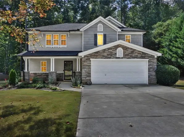 297 Cedar Bay Cir, Dallas, GA 30157