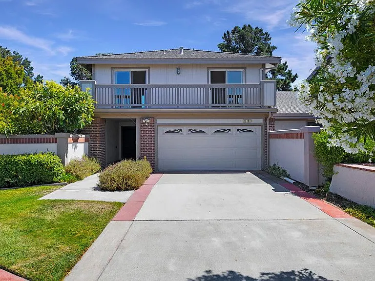 976 Pizarro Ln — Photo 8