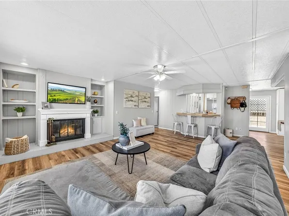 24400 Wagon Wheel Ln, Wildomar, CA 92595