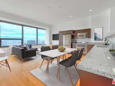 1100 Wilshire Blvd APT 2705, Los Angeles, CA, 90017