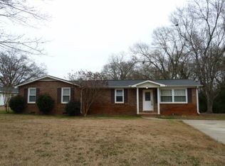 20 Old Standing Springs Rd, Greenville, SC 29605