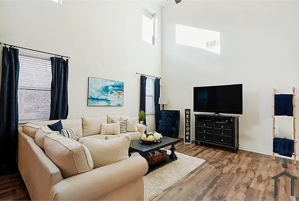 2429 Dolostone Dr — Photo 13