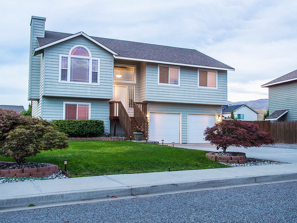 1st image of 2434 Bellanca Ct