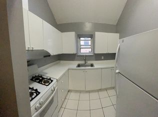 7112 163rd Street #FL 3, Queens, NY 11365