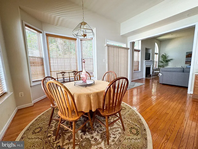 198 Hidden Forest Ct — Photo 14