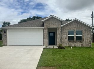 1492 Ridgeview Dr, Springdale, AR 72764