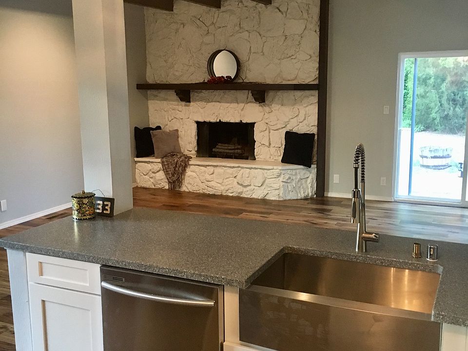 1st image of 3133 Don Quixote Dr NW