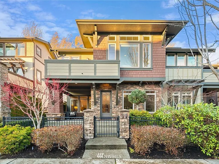 1036 N 42nd Pl — Photo 38