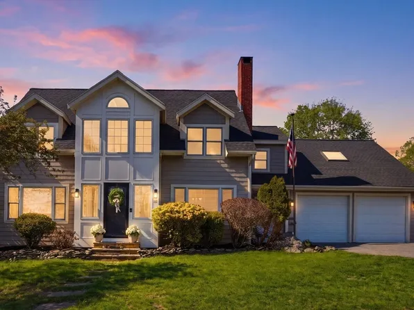 17 Stafford Rd, Danvers, MA 01923