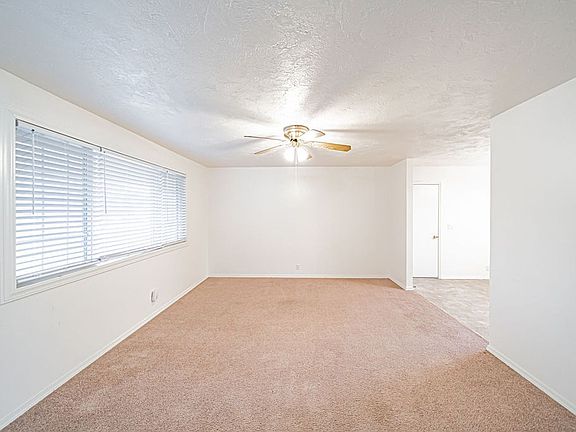 4th image of 2025 S Eagle Dr
