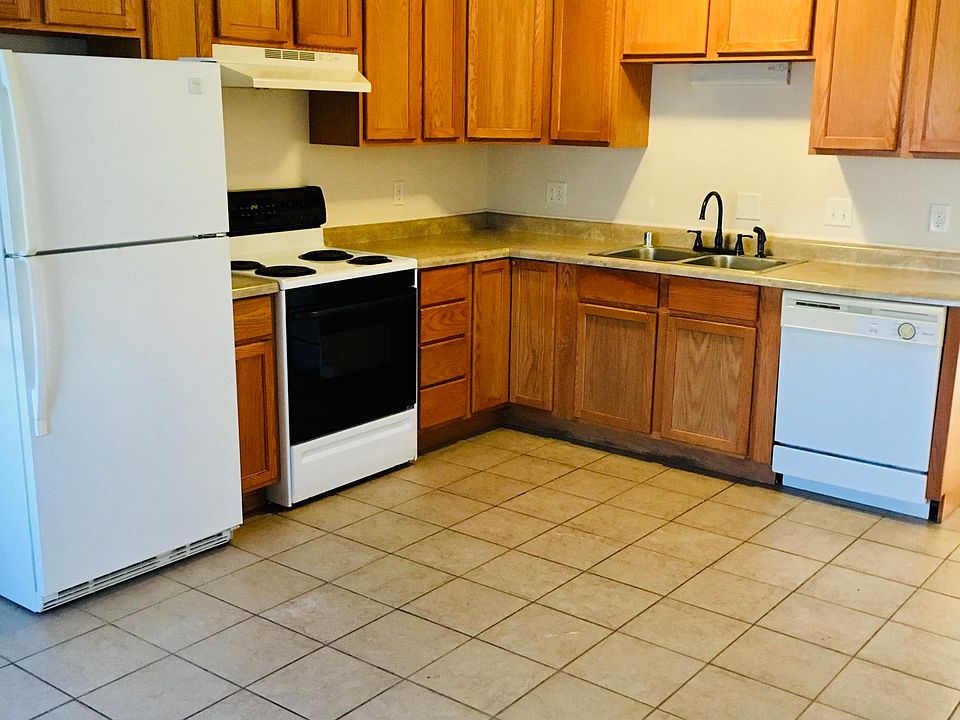 Parkside Townhomes 334 S Walker Way Sun Prairie WI Zillow