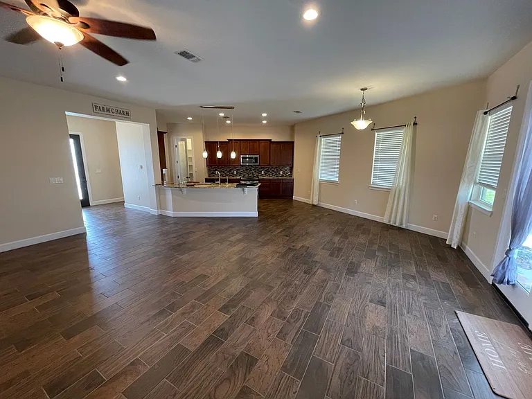 143 Native Pecan — Photo 10