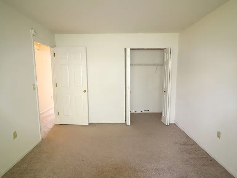 812 W Main St #4 — Photo 11