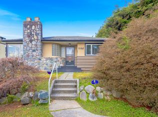 1105 Gordon Ave, West Vancouver, BC