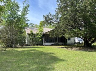 569 NW Dees Rd, Mayo, FL 32066