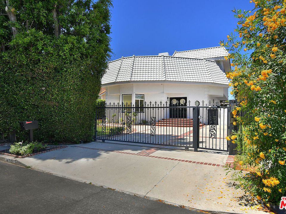1st image of 14713 Valleyheart Dr