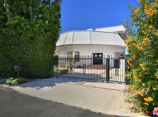 14713 Valleyheart Dr, Sherman Oaks, CA 91403