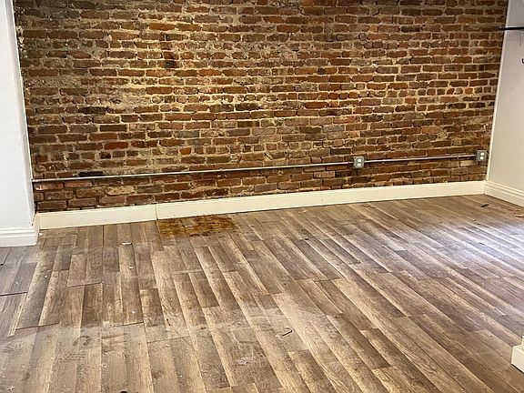 5th image of 373-375 3rd St #B
