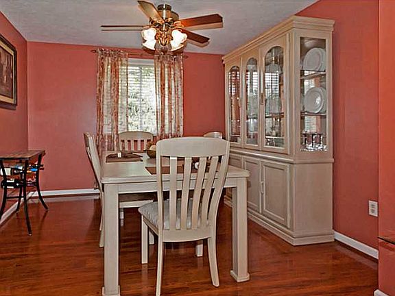 5th image of 1041 Piney Ridge Dr
