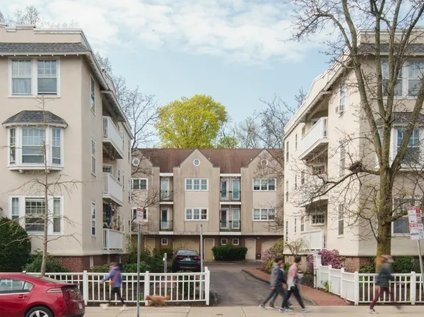 2 Broadway Court #2, Cambridge, MA 02139