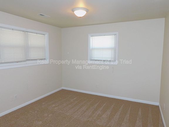 3rd image of 2118 Everitt St APT K