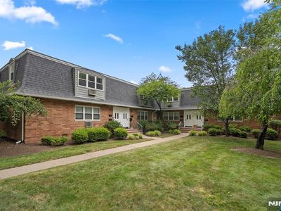 21D Lakeview Ave, Leonia, NJ, 07605