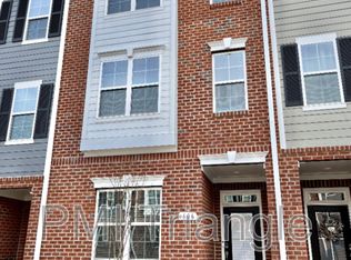 606 Gateway Crossing Ln, Wake Forest, NC 27587