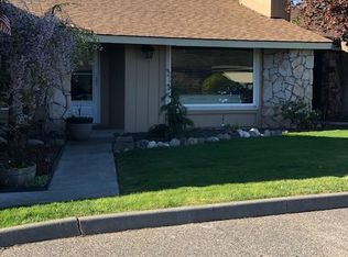 358 Breakwater Ct, Richland, WA 99354