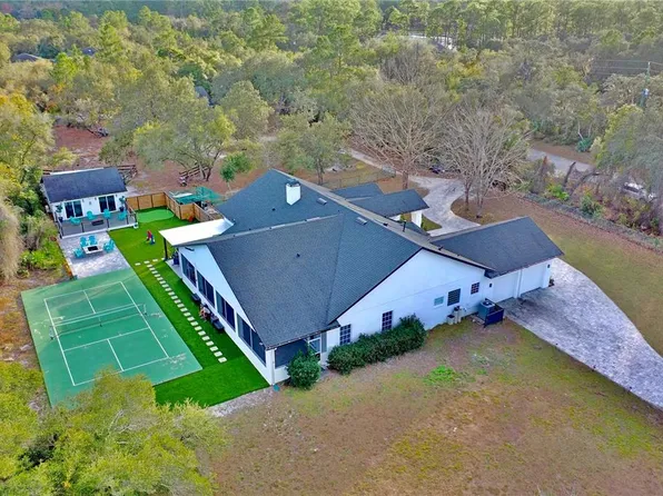 965 Pine Hill Blvd, Geneva, FL 32732