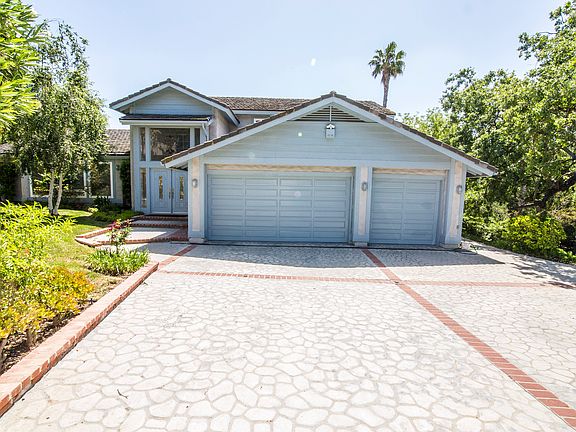 2nd image of 1290 White Dove Cir
