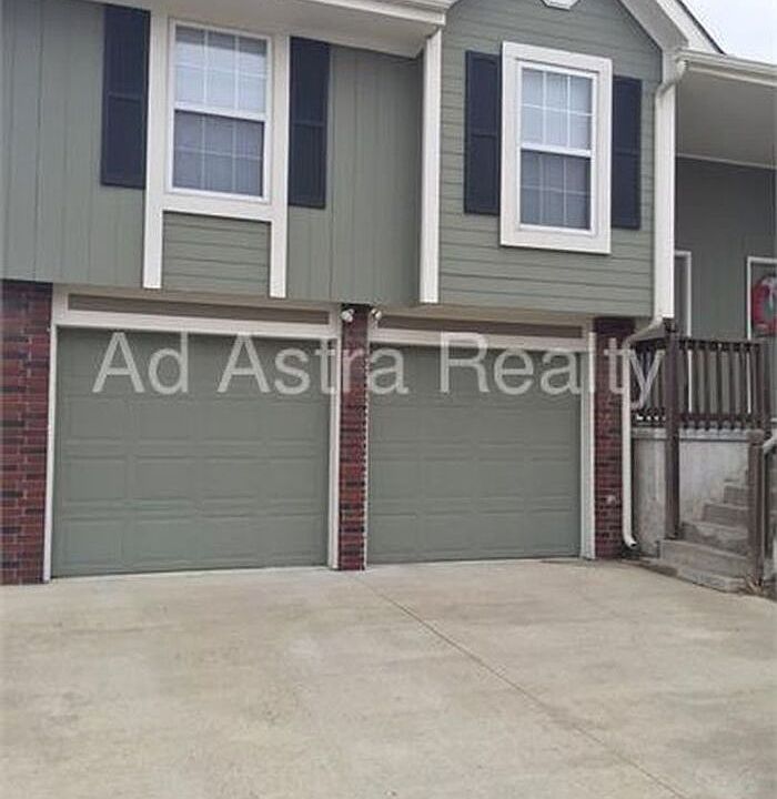 1st image of 2525 Bent Oak Ct