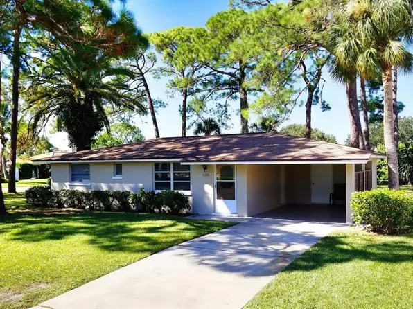 516 Villas Dr, Venice, FL 34285