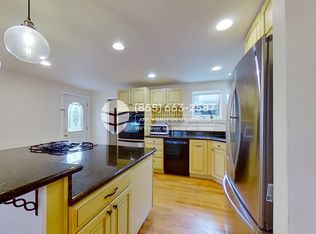 11405 37th Ave SW, Seattle, WA 98146