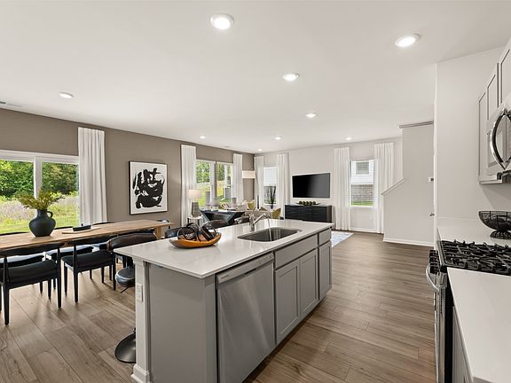 5th image of 5068 Mifford Dr Lot 178