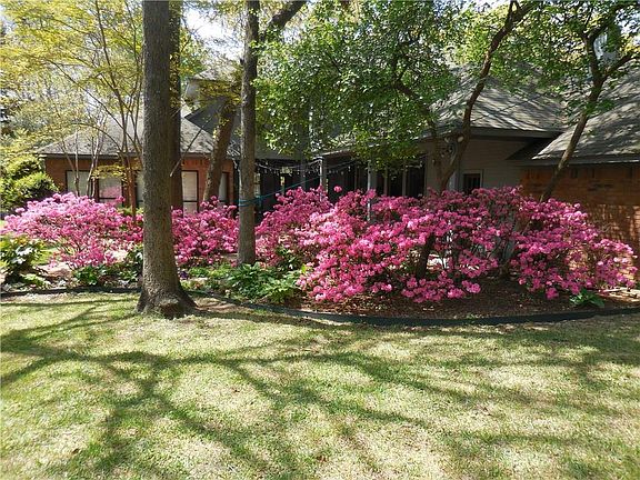 3rd image of 1409 Belaire Dr