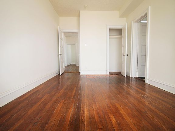 2nd image of 808 N Boulevard