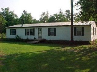 344 Gunter Pond Rd, Wagener, SC 29164