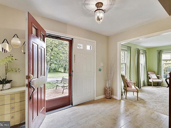 3rd image of 20404 Highland Hall Dr