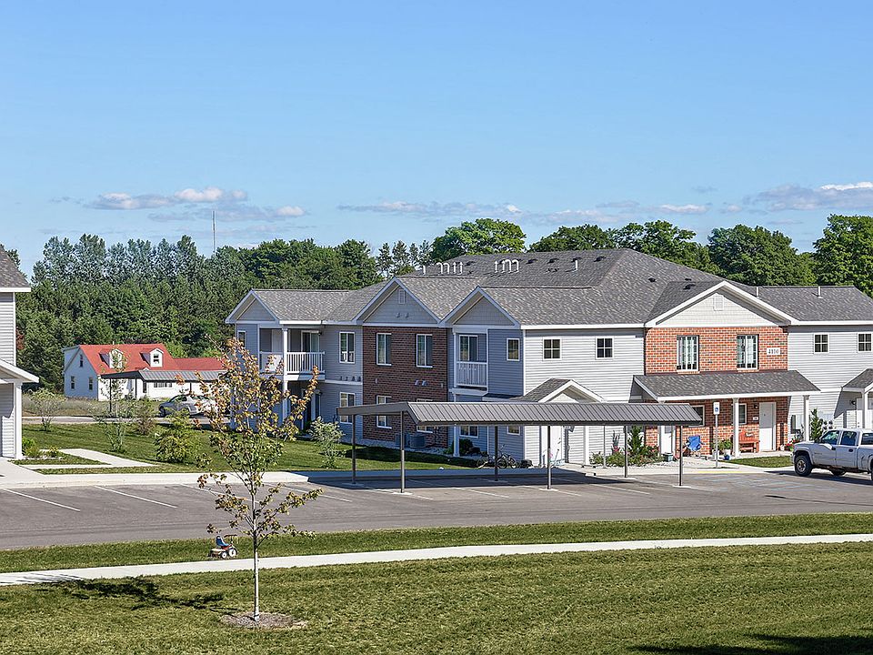 Brookside Commons apartments